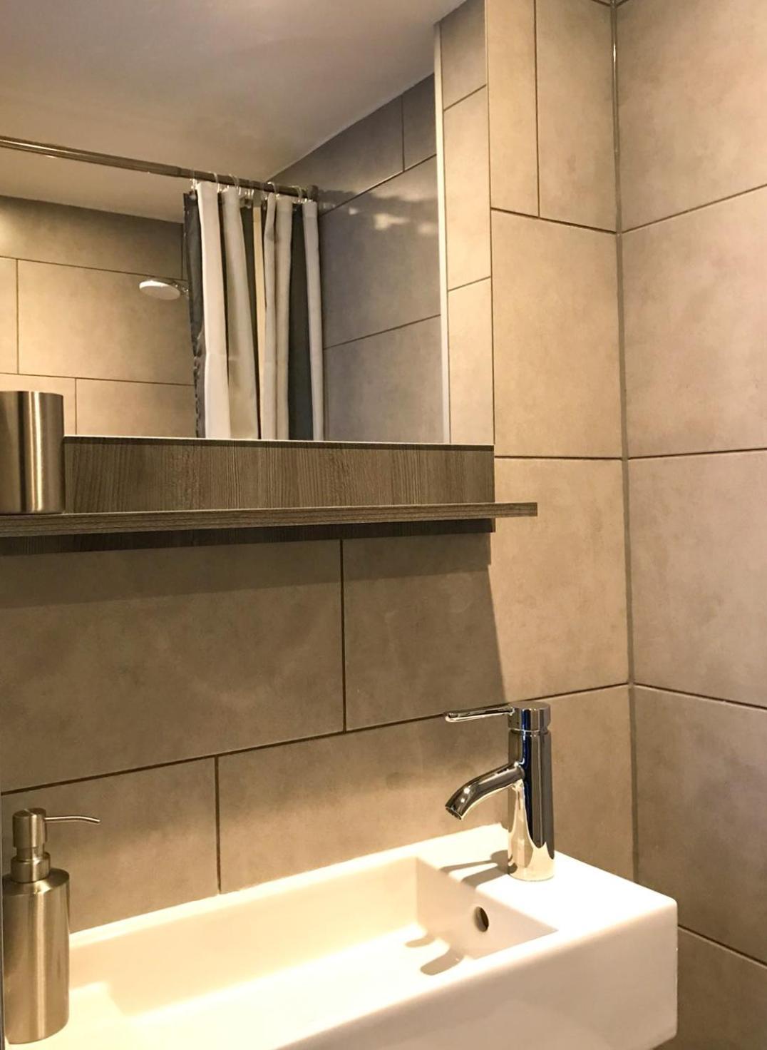 Urban Vibes Guesthouse Амстердам Номер фото